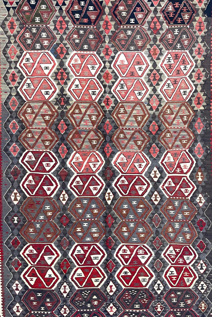 Vintage Van Kilim Rug 128 cm x 184 cm (4’2” FT X 6 FT) - 0020002